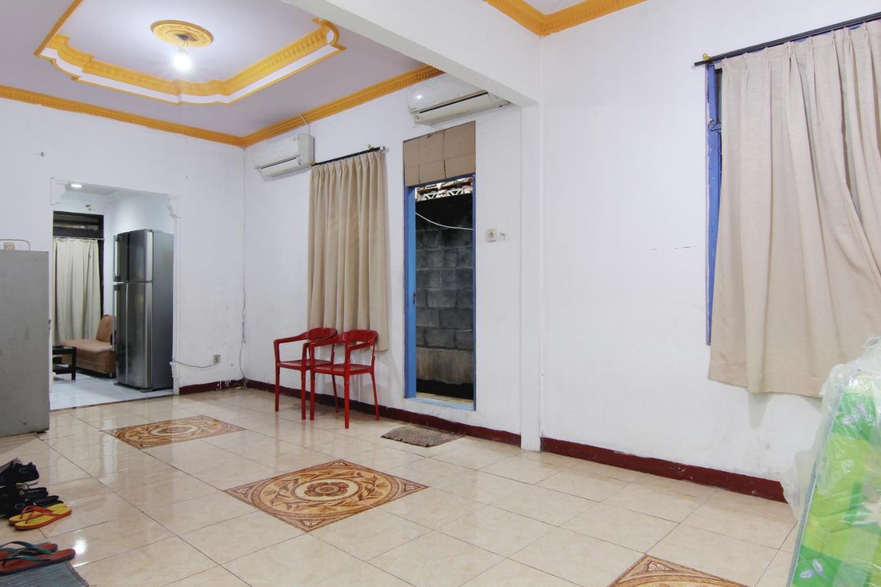 Arjuna Hostel Semarang Eksteriør billede